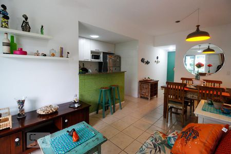 Sala de apartamento à venda com 2 quartos, 71m² em Recreio dos Bandeirantes, Rio de Janeiro