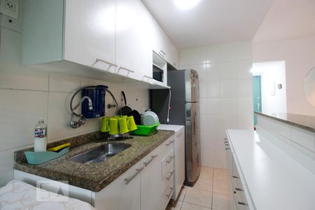 Apartamento à venda com 71m², 2 quartos e 1 vaga Apartamento à venda com 71m², 2 quartos e 1 vagaCozinha