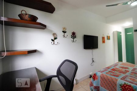 Apartamento à venda com 71m², 2 quartos e 1 vaga Apartamento à venda com 71m², 2 quartos e 1 vagaSuíte
