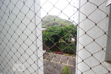 Apartamento à venda com 71m², 2 quartos e 1 vaga Apartamento à venda com 71m², 2 quartos e 1 vagaVista da Varanda do Quarto