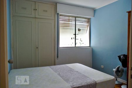 Quarto 2 de apartamento para alugar com 3 quartos, 109m² em Itaim Bibi, São Paulo
