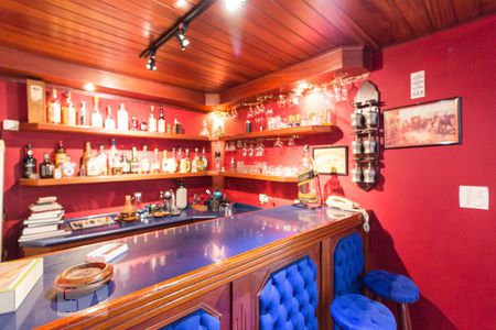 Casa à venda com 750m², 7 quartos e 5 vagasBar