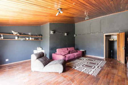 Casa à venda com 750m², 7 quartos e 5 vagasSala TV