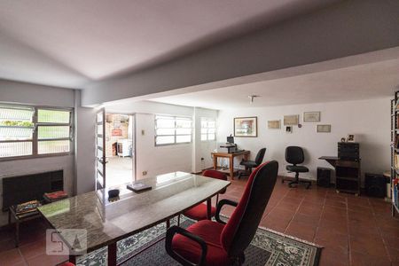 Casa à venda com 750m², 7 quartos e 5 vagasBiblioteca