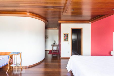 Casa à venda com 750m², 7 quartos e 5 vagasSuite 1