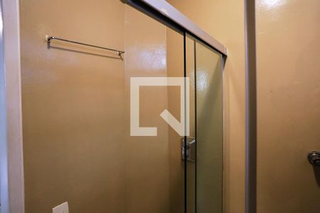 Banheiro da Suíte de casa para alugar com 1 quarto, 50m² em Santa Tereza, Belo Horizonte