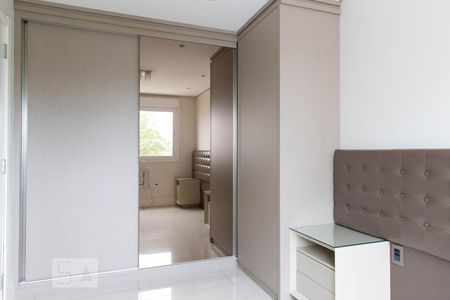 Suíte de apartamento à venda com 3 quartos, 75m² em Jardim Itu Sabará, Porto Alegre