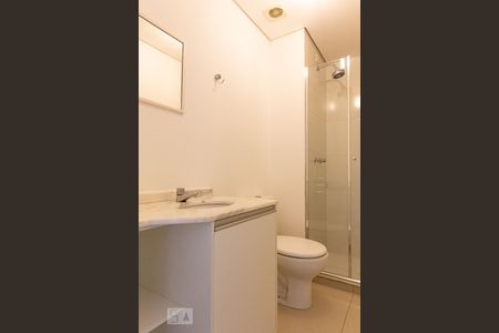 Banheiro de apartamento à venda com 3 quartos, 75m² em Jardim Itu Sabará, Porto Alegre