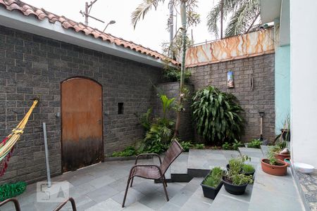 Casa à venda com 240m², 3 quartos e 2 vagasEntrada da casa