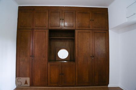 Casa para alugar com 350m², 4 quartos e 5 vagas Casa para alugar com 350m², 4 quartos e 5 vagasQuarto 3