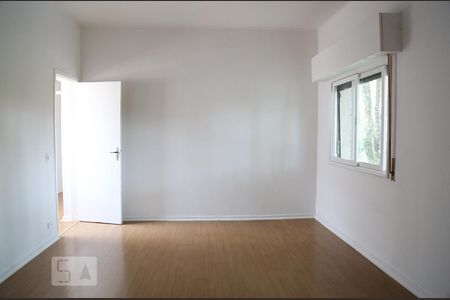 Casa para alugar com 350m², 4 quartos e 5 vagas Casa para alugar com 350m², 4 quartos e 5 vagasQuarto 4