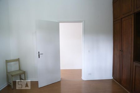 Casa para alugar com 350m², 4 quartos e 5 vagas Casa para alugar com 350m², 4 quartos e 5 vagasQuarto 3