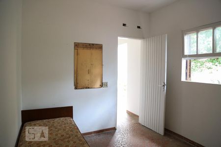 Casa para alugar com 350m², 4 quartos e 5 vagas Casa para alugar com 350m², 4 quartos e 5 vagasQuarto de Serviço