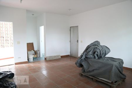 Casa para alugar com 350m², 4 quartos e 5 vagas Casa para alugar com 350m², 4 quartos e 5 vagasSalão de Festas