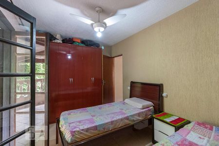 Casa à venda com 300m², 5 quartos e 2 vagasQuarto 5