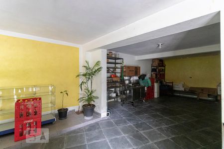 Casa à venda com 300m², 5 quartos e 2 vagasGaragem