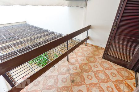 Casa à venda com 274m², 4 quartos e 6 vagas Casa à venda com 274m², 4 quartos e 6 vagasSuíte 2