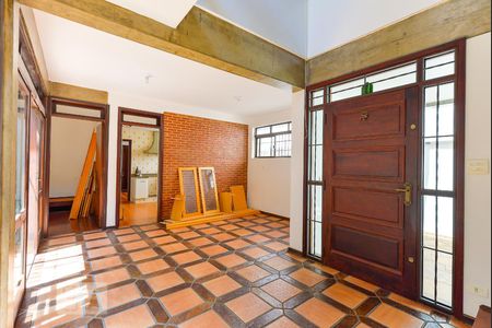 Hall Entrada de casa à venda com 4 quartos, 274m² em Sumaré, São Paulo