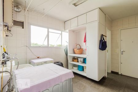 Apartamento à venda com 262m², 3 quartos e 5 vagasÁrea de serviço