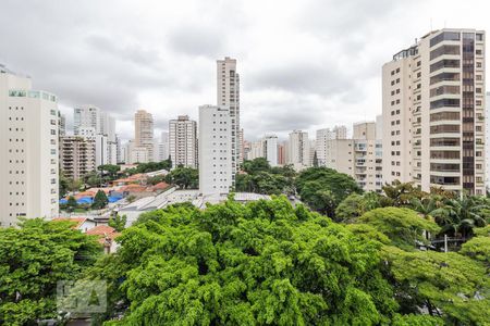 Apartamento à venda com 262m², 3 quartos e 5 vagasVista