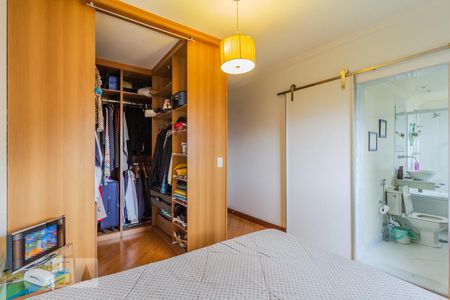 Apartamento à venda com 262m², 3 quartos e 5 vagasSegunda suíte