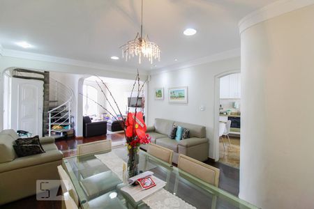 Sala de casa à venda com 3 quartos, 177m² em Vila Antonina, São Paulo