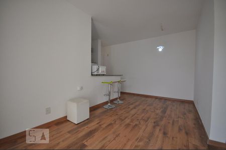 Sala de apartamento para alugar com 2 quartos, 60m² em Vila Industrial, Campinas