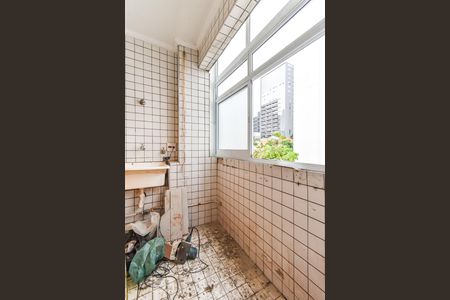 Apartamento para alugar com 65m², 2 quartos e 1 vagaÁrea de Serviço