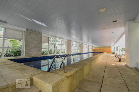 Apartamento à venda com 38m², 1 quarto e 1 vagaPiscina