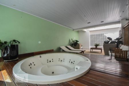 Apartamento à venda com 38m², 1 quarto e 1 vagaSpa