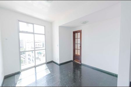 Apartamento à venda com 70m², 2 quartos e 1 vagaSala