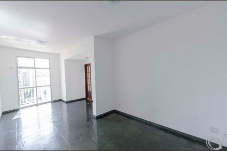 Apartamento à venda com 70m², 2 quartos e 1 vagaSala