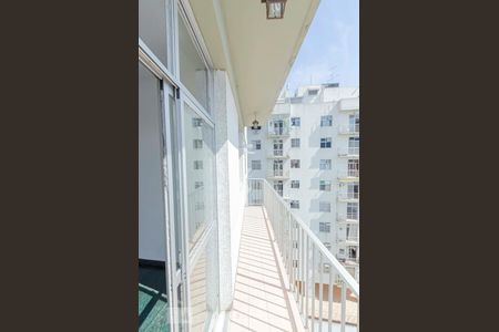 Apartamento à venda com 70m², 2 quartos e 1 vagaVaranda da Sala