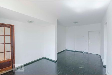 Apartamento à venda com 70m², 2 quartos e 1 vagaSala