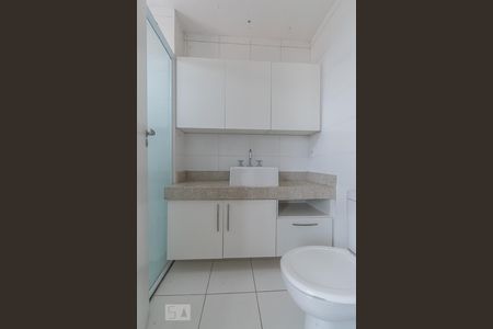 Banheiro de apartamento para alugar com 1 quarto, 40m² em Vila do Encontro, São Paulo