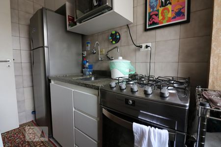 Cozinha de apartamento à venda com 1 quarto, 40m² em Consolação, São Paulo