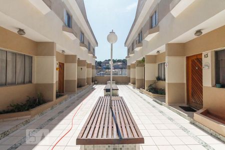 Casa de condomínio à venda com 80m², 2 quartos e 2 vagas Casa de condomínio à venda com 80m², 2 quartos e 2 vagasCondomínio