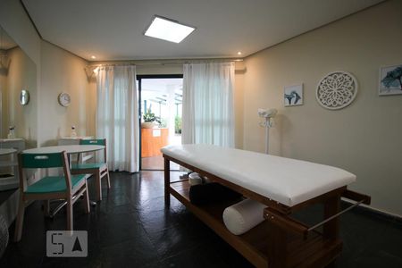 Apartamento para alugar com 35m², 1 quarto e 1 vagaÁrea comum - Sala de Massagem