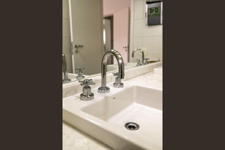 Apartamento à venda com 139m², 2 quartos e 2 vagasBanheiro da Suíte