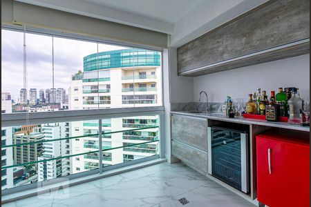 Varanda de apartamento à venda com 2 quartos, 139m² em Vila Olímpia, São Paulo