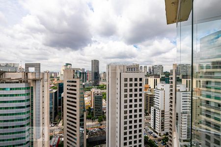 Vista de apartamento à venda com 2 quartos, 139m² em Vila Olímpia, São Paulo