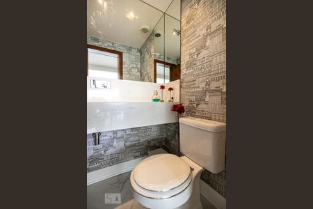 Apartamento à venda com 139m², 2 quartos e 2 vagasLavabo