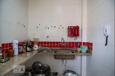 Apartamento à venda com 180m², 3 quartos e 2 vagasCozinha