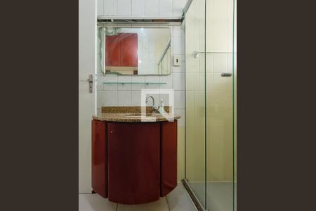 Apartamento para alugar com 96m², 3 quartos e sem vaga Apartamento para alugar com 96m², 3 quartos e sem vagaBanheiro