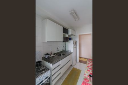 Cozinha de apartamento para alugar com 2 quartos, 59m² em Jardim Flor da Montanha, Guarulhos