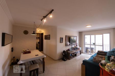 Sala de apartamento à venda com 2 quartos, 80m² em Vila Bertioga, São Paulo