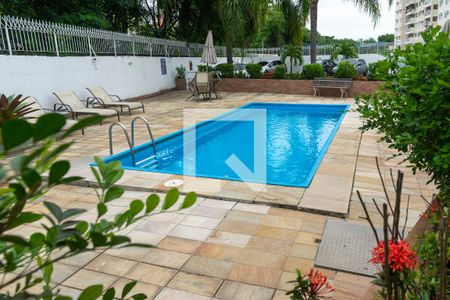 Apartamento para alugar com 55m², 2 quartos e 1 vagaÁrea comum - Piscina
