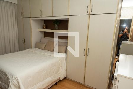 Apartamento para alugar com 55m², 2 quartos e 1 vagaQuarto 1 - Armários