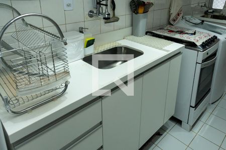 Apartamento para alugar com 55m², 2 quartos e 1 vagaCozinha - Armários