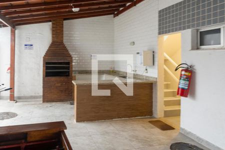 Apartamento para alugar com 55m², 2 quartos e 1 vagaÁrea comum - Churrasqueira